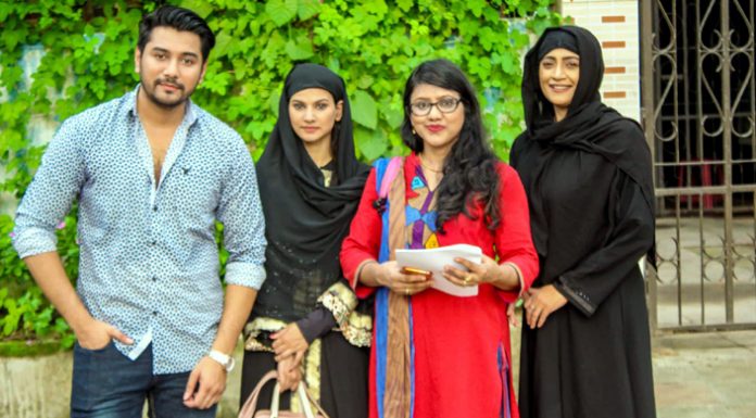 তানিয়া আহমেদের শাসনে বোরখা পরছেন লাক্স সুন্দরী মানতাসা