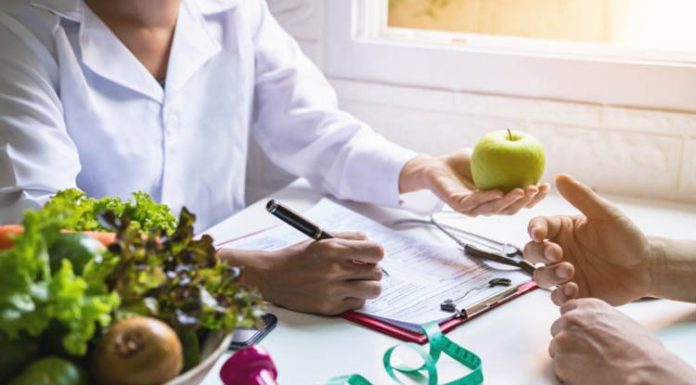 পুষ্টিবিদ হিসেবে ক্যারিয়ার গড়তে চাইলে