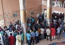 বরিশালে বঙ্গবন্ধুর জন্মদিন পালন নিয়ে ছাত্রলীগের দুই গ্রুপের হাতাহাতি