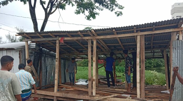 তালতলীতে সরকারী হাসপাতালের জমিতে অবৈধ স্থাপনা উচ্ছেদ অভিযান