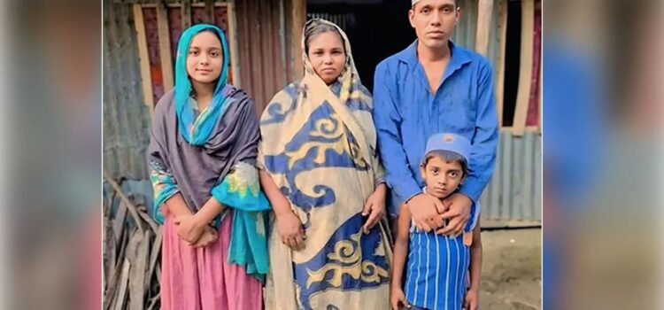 গৌরনদীতে একই পরিবারের চারজনের ইসলাম ধর্মগ্রহণ