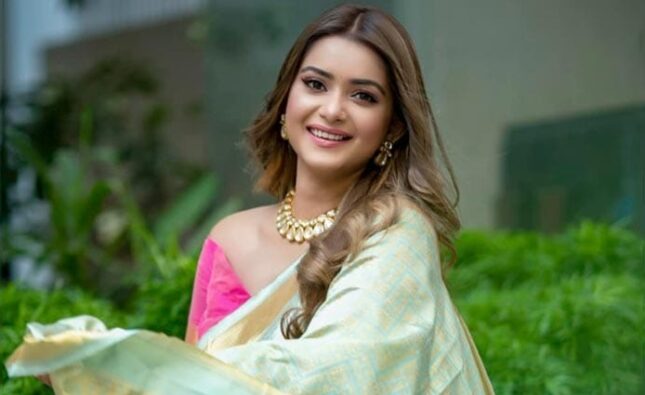 গিফট নিয়ে হয়ে গেলাম প্রতারক: তানজিন তিশা