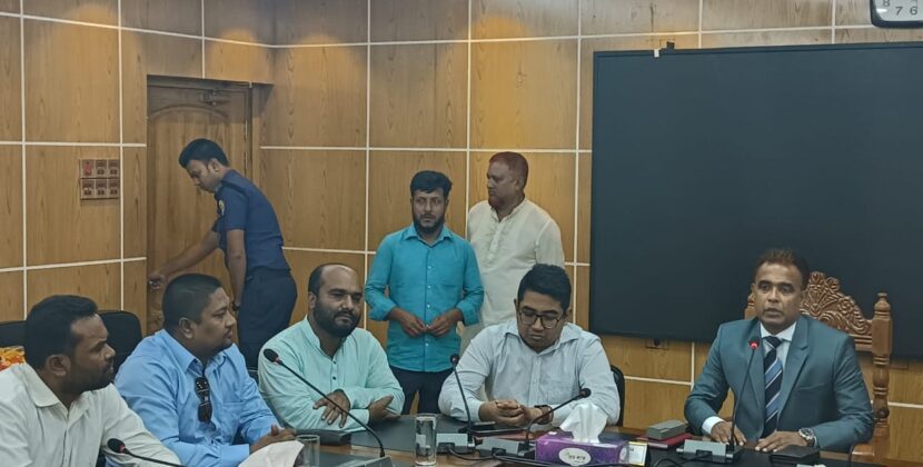 বরিশালে ৩৫ সংগঠনের সাংবাদিক নেতৃবৃন্দের সাথে জেলা প্রশাসকের মতবিনিময় সভা অনুষ্ঠিত