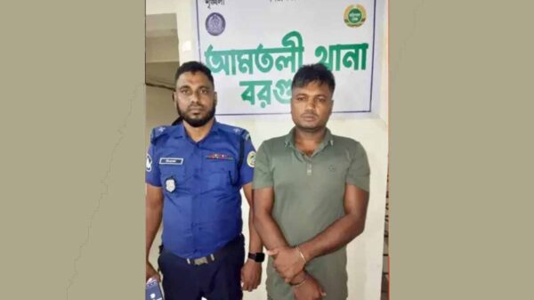 আমতলীতে আলোচিত শিক্ষক অপহরণ মামলার আসামি গ্রেপ্তার