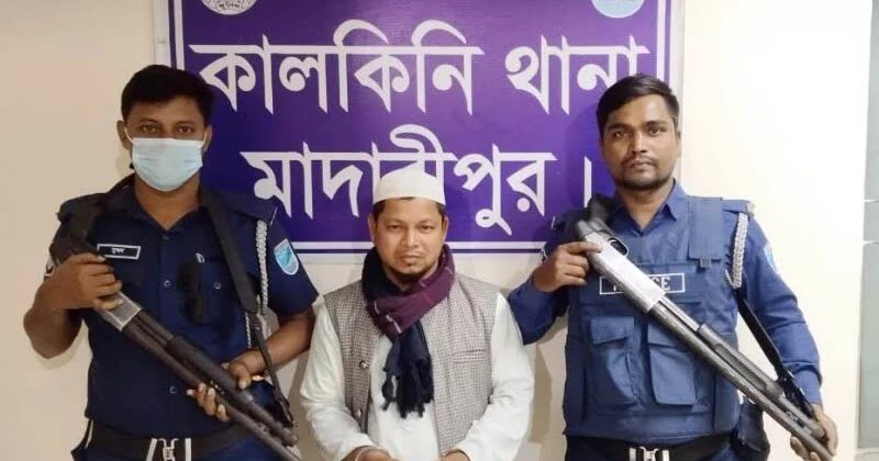 ঢাকা-বরিশাল মহাসড়ক অবরোধের ঘটনায় গ্রেপ্তার ১