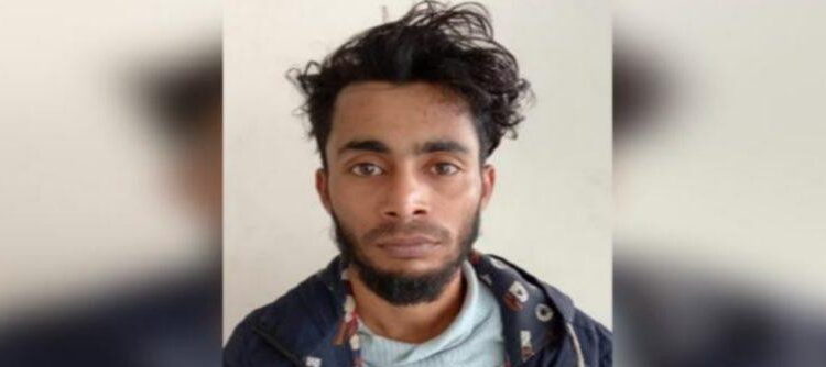 বরিশালে ১২২ পিস ইয়াবাসহ মাদক বিক্রেতা আটক