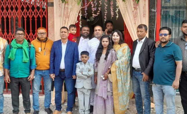 মোহনা ক্লাবে জমকালো আয়োজনে মোঃ সাদমান ইসলামের সুন্নতে খতনা সম্পন্ন