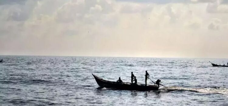 সাগরে দুই ঘণ্টা সাঁতরে বাবার মরদেহ তীরে আনলেন দুই ছেলে