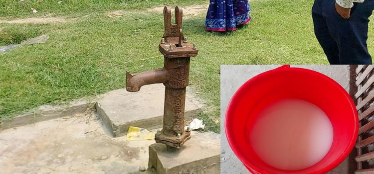 স্কুলের টিউবওয়েলে বিষ ঢেলে দেওয়ার অভিযোগ