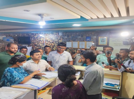 এনএসআইয়ের তথ্যের ভিত্তিতে বরিশালে ৩ ডায়াগনস্টিক সেন্টারকে জরিমানা