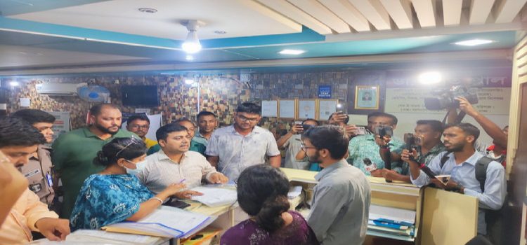 এনএসআইয়ের তথ্যের ভিত্তিতে বরিশালে ৩ ডায়াগনস্টিক সেন্টারকে জরিমানা