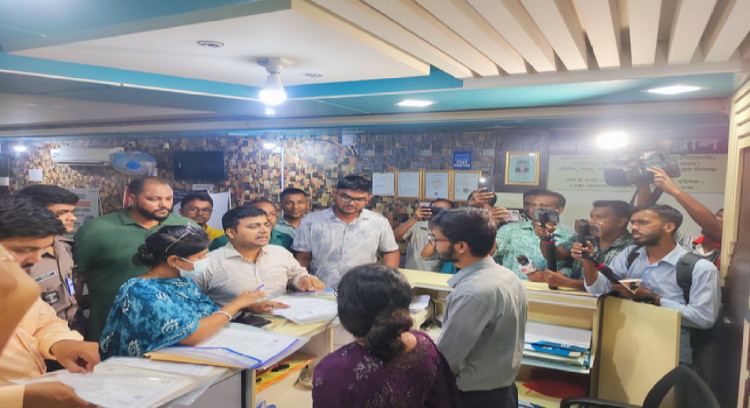 এনএসআইয়ের তথ্যের ভিত্তিতে বরিশালে ৩ ডায়াগনস্টিক সেন্টারকে জরিমানা