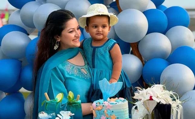 মেয়ের জন্মদিনে আবেগে ভাসলেন পরীমণি