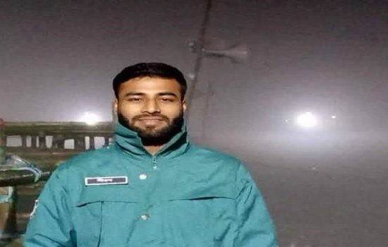 বরিশালে ইয়াবা ও গাঁজাসহ পুলিশ কনস্টেবল আটক