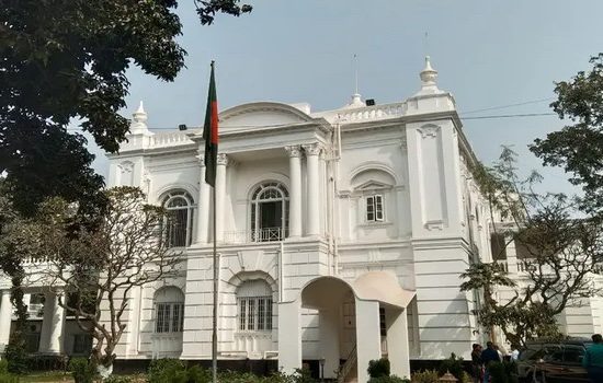 ওপরের চাপ আছে, যেকোনো মূল্যে আসামিদের ধরতে হবে
