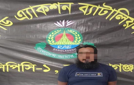 শিবচরের আলোচিত আলতাফ হত্যা মামলার প্রধান আসামি বারেক মাদবর গ্রেফতার