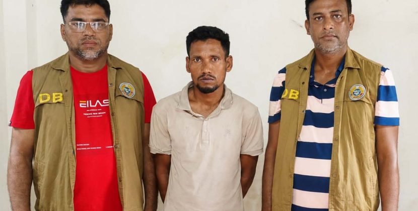 কুয়াকাটা বরিশাল মহাসড়কে ডিবির অভিযানে ৬০০ পিচ ইয়াবাসহ এক মাদক ব্যবসায়ী গ্রেফতার
