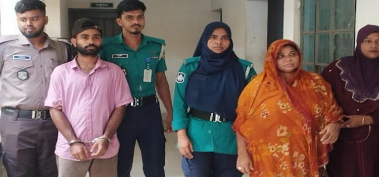 চরমোনাইতে ভিক্ষুক সেজে আশ্রয় নিয়ে বৃদ্ধাকে কু’পি’য়ে স্বর্ণালংকার লু’ট, গ্রেপ্তার মা-ছেলে