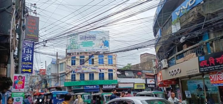 ৩ দশক ধরে অচল বরিশালের ট্রাফিক সিগন্যাল